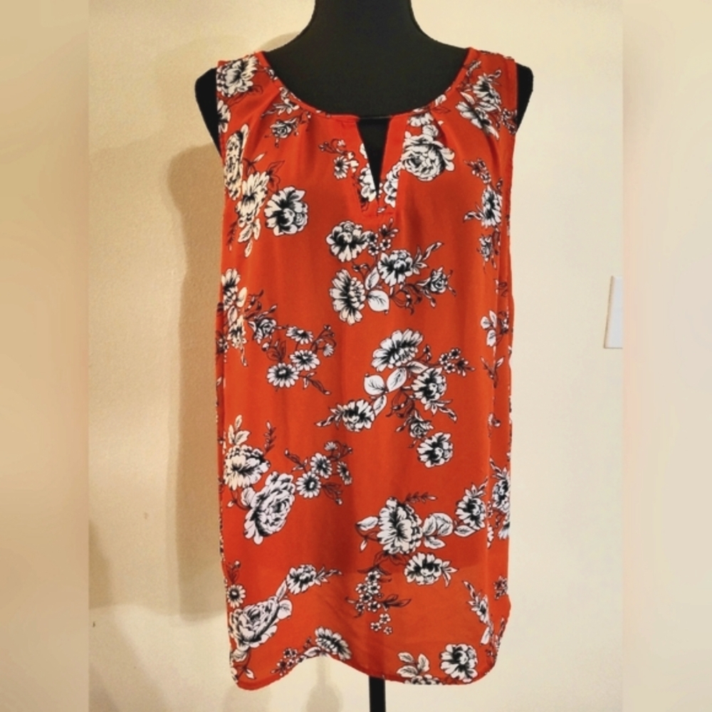 TORRID Red, Black, & White Floral Sleeveless Top (Torrid Size 0/Large) - Picture 14 of 15